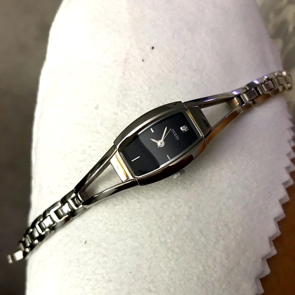 GUESS watch - Picture 2 of 5